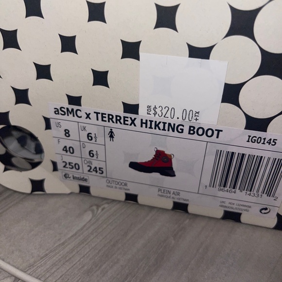 Adidas by Stella McCartney x Terrex Hiking Boots - Picture 6 of 11